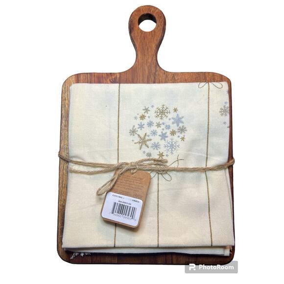 Karma Snowflake Cutting Board & Towel Set - Holiday Decor - Picture 1 of 2